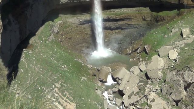 ДАГЕСТАН - ХУНЗАХСКИЙ ВОДОПАД АВГУСТ 2020 смотреть онлайн