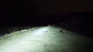 AOZOOM A7 BI-LED LENS (1 модуль) vs Škoda Octavia A7 2014 г.в. на мокром асфальте