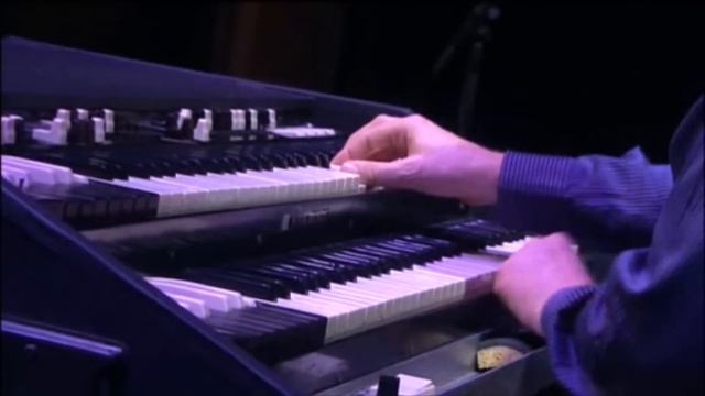 Robert Cray ~ The One In The Middle смотреть онлайн