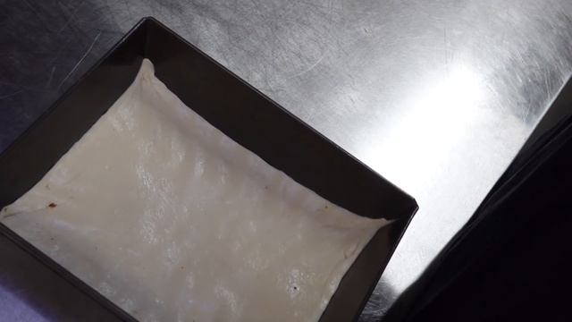 Square Pizza? Making Detroit Style Crispy Pizza 디트로이트 피자 - Korean Pizza Shop
