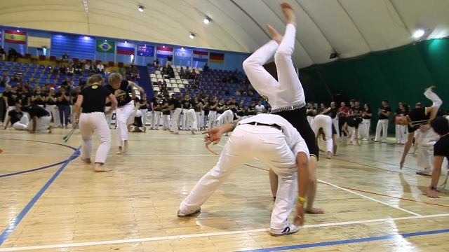 CM Revivo e CM Guaxini. Big Capoeira Meeting 2016. Moscow CDO смотреть онлайн