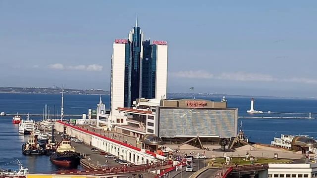 Одесса/ Odessa (2) центр, люди, лестница смотреть онлайн