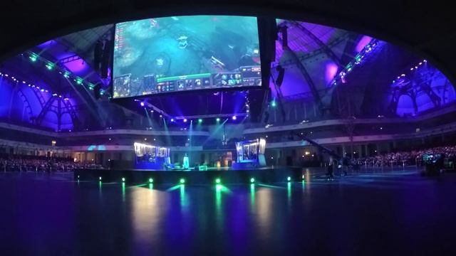 Frankfurt 2015: Атмосфера на стадионе, 1я карта EG Vs Secret