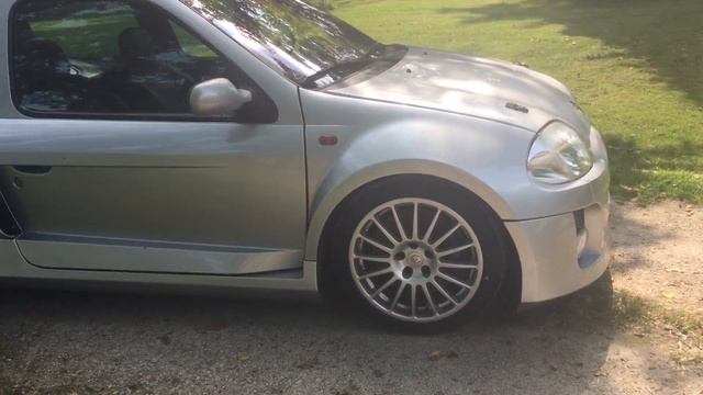 2001 Renault Clio V6 смотреть онлайн