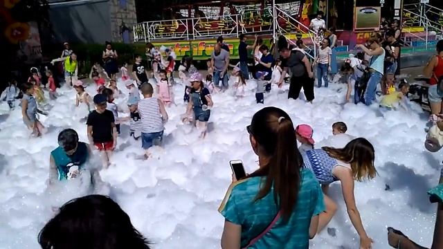 Пенная вечеринка для детей. Парк "Волшебный мир". Уфа. Июль 2018. смотреть онлайн