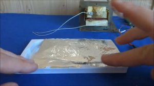 ЭЛЕКТРОСТАТИЧЕСКИЙ ПЛОСКИЙ ДИНАМИК БЕЗ КАТУШЕК Своими Руками Очень Просто