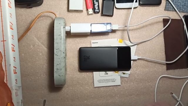 Внешний аккумулятор Baseus на 20 Вт с поддержкой быстрой зарядки часть 2