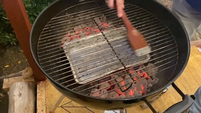 БЕЗУМНО ВКУСНЫЕ!!!! CВИНЫЕ РЕБРА НА ГРИЛЕ Weber смотреть онлайн