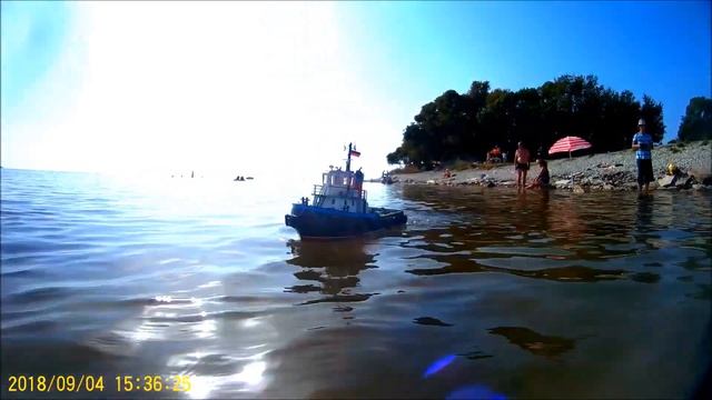 Радиоуправляемый буксир Southampton на море. Полный ролик. смотреть онлайн