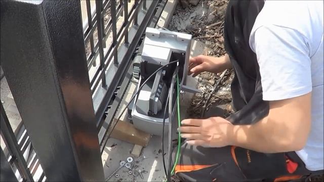 Nice Robus 600 Otomatik Kapı Motoru Montajı смотреть онлайн