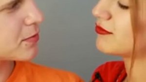 Как правильно целоваться УЧИТЕСЬ! )