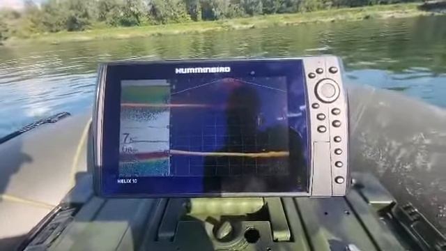 Humminbird Helix 10 Si Humminbird Mega Live La Clonc