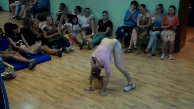 Реггетон-баттл, школа танцев DanceFirst, 18.07.2014, Часть 1 смотреть онлайн