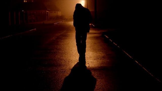 Сергей Есенин - Месяц рожу полощет в луже (читает Алексей Мандельштам)