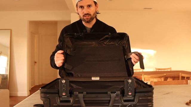 Long-Term RIMOWA LUGGAGE Review (Watch BEFORE You BUY!!) смотреть онлайн