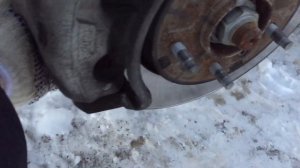 Captiva. Замена передних колодок, тормозной жидкости, установка защиты подшипника карданного вала.