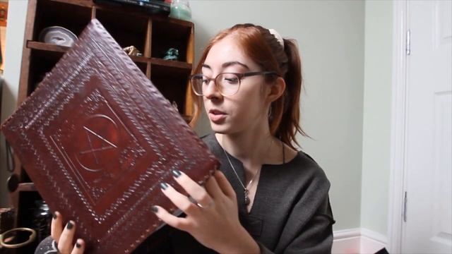 How to Start Your Book of Shadows смотреть онлайн