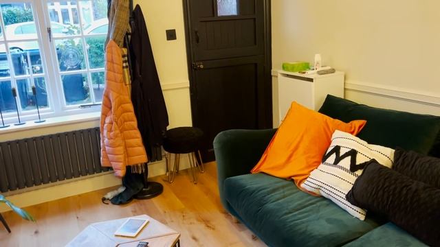 ТУР ПО ГОСТИНОЙ: ДО И ПОСЛЕ! РЕМОНТ ГОСТИНОЙ СВОИМИ РУКАМИ | РЕМОНТ В ЛОНДОНЕ смотреть онлайн