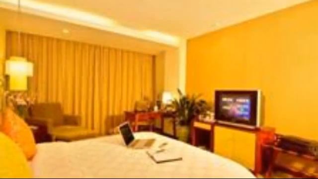 Universal House Golden Lotus Hotel смотреть онлайн