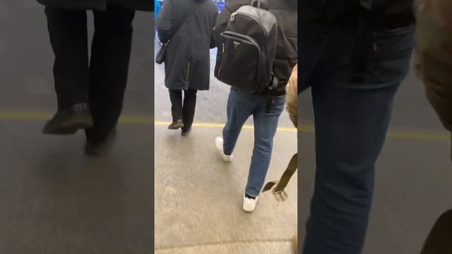 Проход из метро в ТЦ «Авиапарк» смотреть онлайн