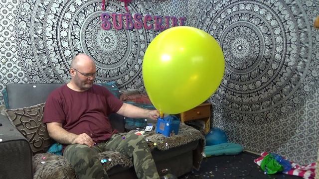 Bursting Giant Yellow and Metal Confetti Blow to Pop Tangobaldy Balloon Challenge смотреть онлайн