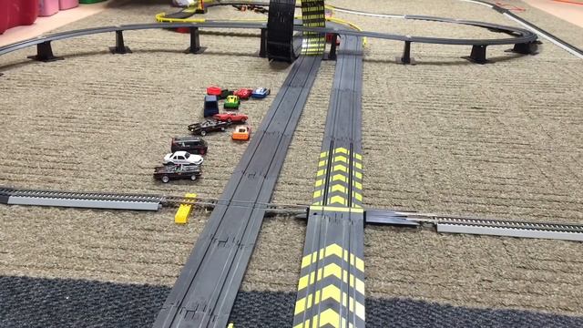 Trains vs Slot Cars Chuggington Edition plus attack of the Drone смотреть онлайн