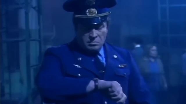 "Дед Мороз" (Михаил Шелег) смотреть онлайн
