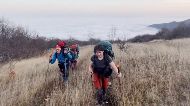 ...пыль на ветру... - Крым: за пеленою облаков смотреть онлайн