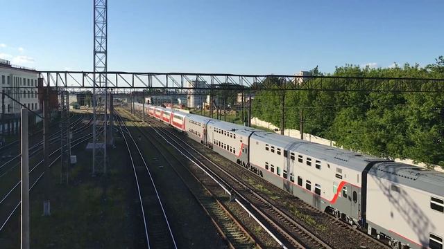 ЧС7-053 с двухэтажным поездом №50 Москва - Самара смотреть онлайн