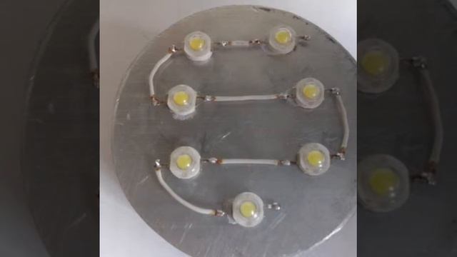 DIY светодиодная лампа 7 Вт,220 В. смотреть онлайн