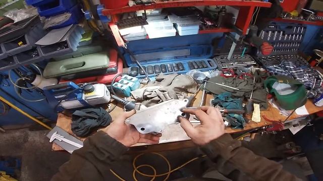 Теплообменник Шкода / устранение течи смотреть онлайн