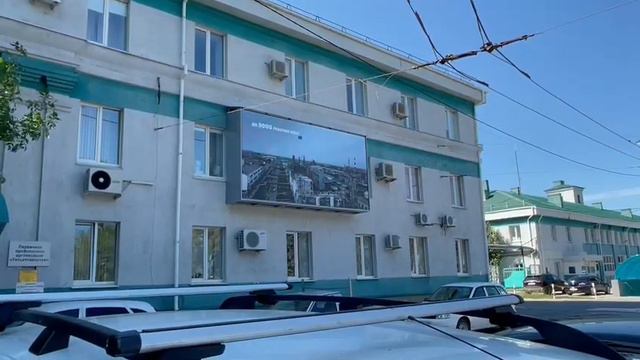 Светодиодный видеоэкран размер 5760 X 2880.