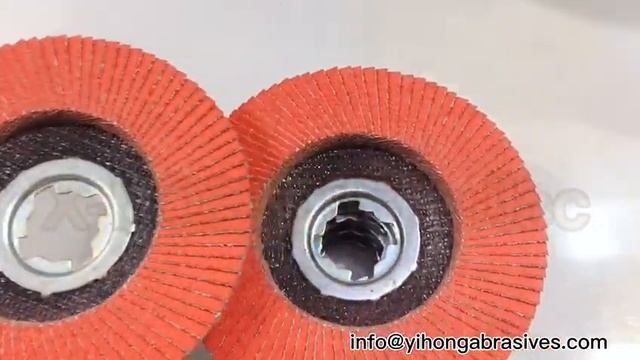 X-LOCK CERAMIC FLAP DISC смотреть онлайн