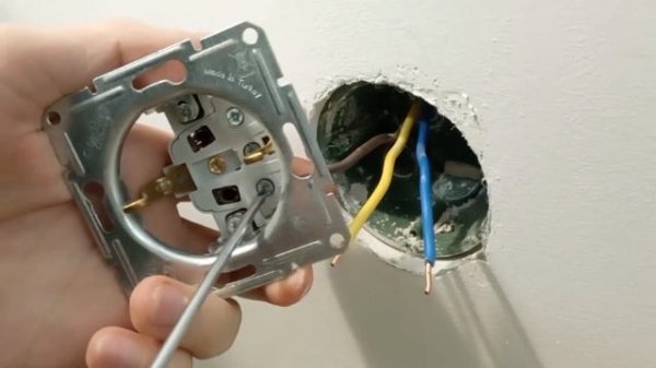 Как подключить розетку Шнайдер. Как правильно установить розетку Schneider Asfora