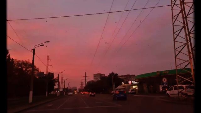 Мы за руку, вечер и море смотреть онлайн