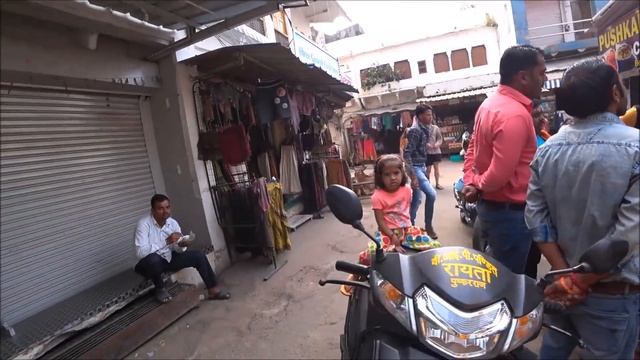 158. Магазин из Lonely Planet. Декоратор верблюдов. Это не пойя, это поха. Пушкар. смотреть онлайн