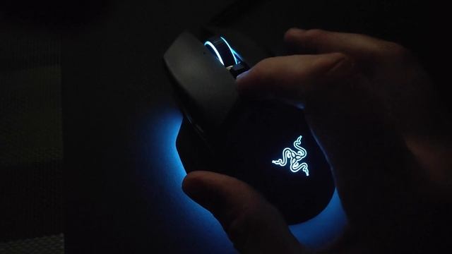 Мышь Razer Basilisk V3. Не бери, пока не посмотришь. Почему она? Плюсы и минусы. Аналоги. Подсветка смотреть онлайн