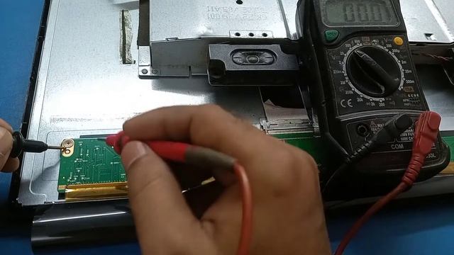 White Display With Line in Led Lcd Monitor || White Screen Problem repair || Acer V226HQL Repair смотреть онлайн