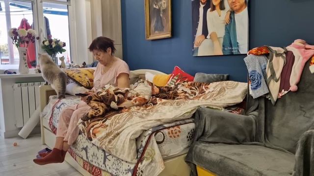 Подарки для Нади Мама поскандалила смотреть онлайн