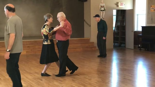 Phase II Waltz (Week 1) | Round Dance Lessons | Leo Urquhart смотреть онлайн