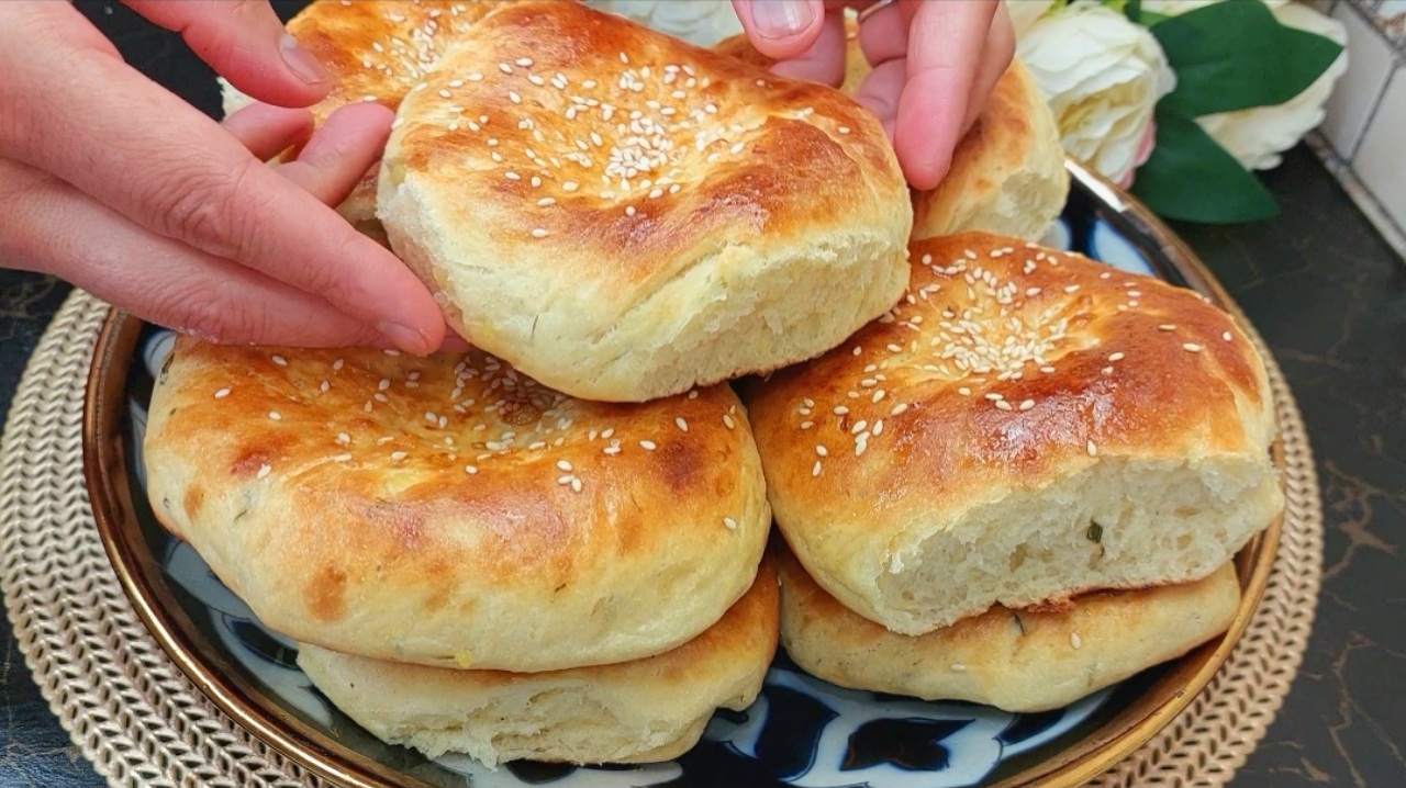 ПИРОЖКИ ТЕПЕРЬ НЕ ЖАРЮ! НАКОНЕЦ ТО НАШЛА ПРАВИЛЬНЫЙ РЕЦЕПТ ПИРОЖКОВ! ВЕК ЖИВИ-ВЕК УЧИСЬ. смотреть онлайн