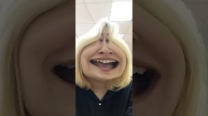 НАСТЯ ЧИХАЕТ НА ПРОТЯЖЕНИИ 30 МИНУТ!!!!