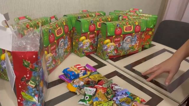 Сладкий подарок на новый год 2022 своими руками , Новогодний Подарок из магазина рядом НЕ СТОЯЛ #4 смотреть онлайн