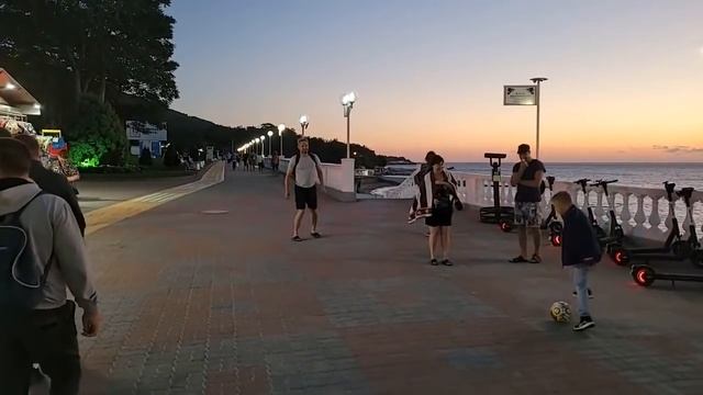 Кабардинка. Погода 05.09.2021. Обзорная прогулка смотреть онлайн