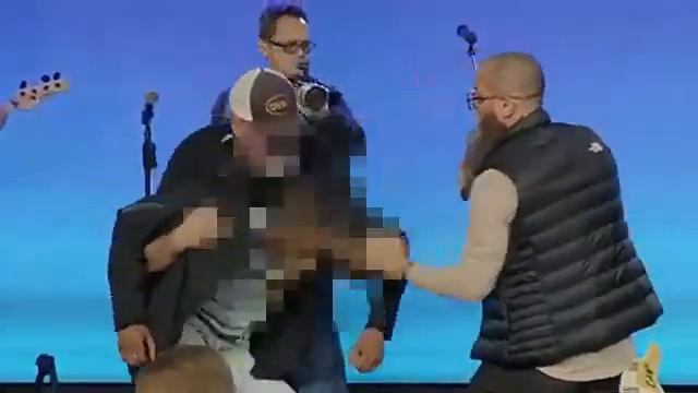 Demon Of Lust Succubus Cast Out! смотреть онлайн