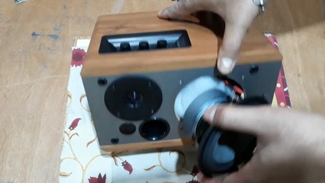 Whats inside Edifier 1280db Bookshelf Speaker смотреть онлайн
