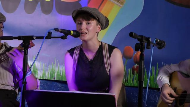 Bad Mouse Orchestra - Almost like being in love - Ukestock Festival 23.06.2017 смотреть онлайн