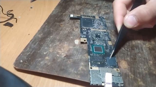 Test i recenzja lutownicy Yihua 878D смотреть онлайн