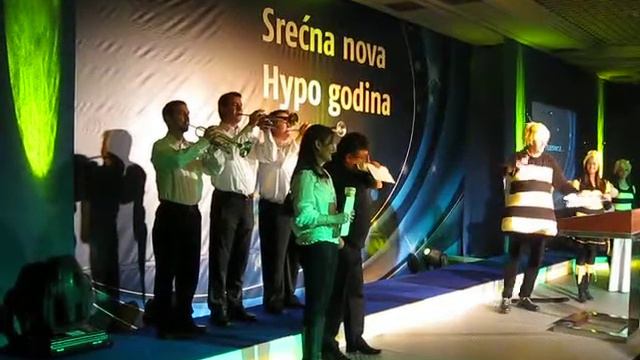 Fanfare na proslavi Nove 2011 Hypo Alpe Adria banke смотреть онлайн