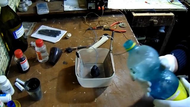 Как сделать золотой самородок. Гальванопластика смотреть онлайн